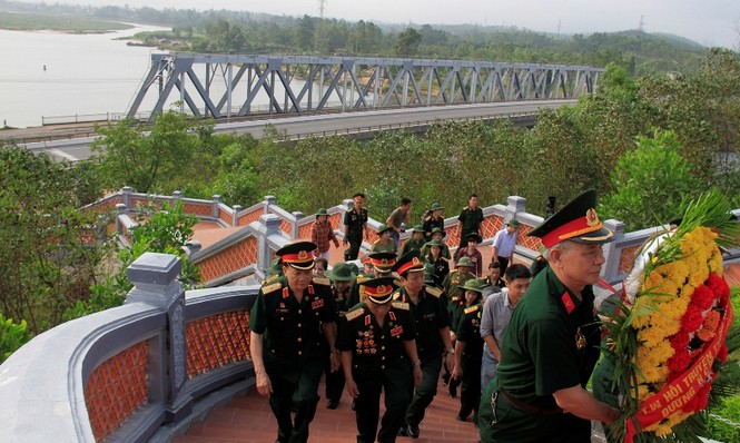 Trở lại Trường Sơn, nhớ những người đã khuất - ảnh 2